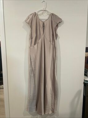 Old Navy Taupe Midi Dress